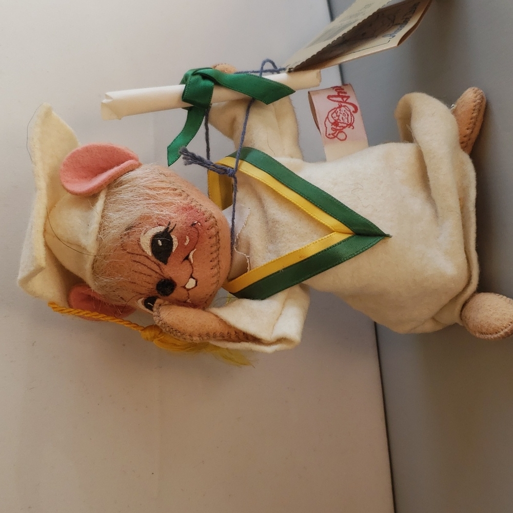 Graduation annalee mouse